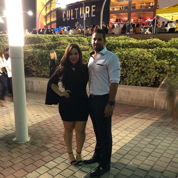 Meet your Posher, Enelyn - Picture 1 of 1